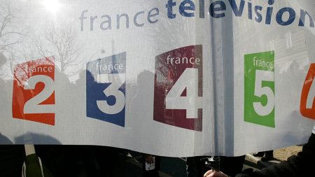 فرنسا: لجنة برلمانية تحقق في “حياد” الإعلام العام وسط اتهامات يمينية بالانحياز