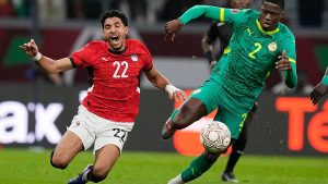 مصر تودّع كأس أمم أفريقيا بعد خسارتها أمام السنغال في نصف النهائي