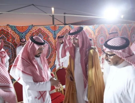 محافظ جدة يعزي أسرتي فقيه وأزهر في فقيدهم – أخبار السعودية