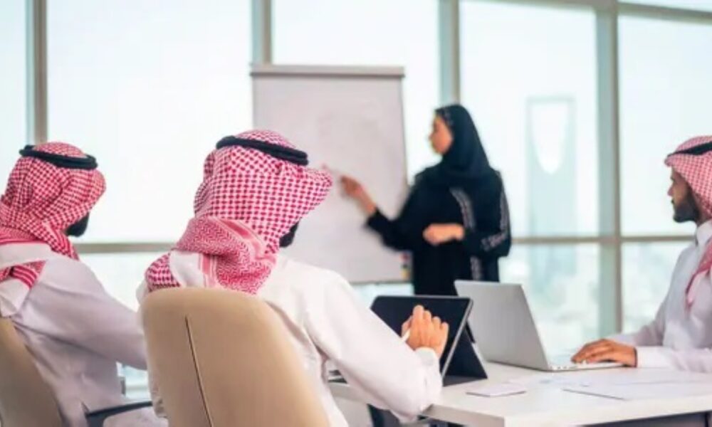 شروط مكافآت الكفاءات المتميزة لموظفي الحكومة السعودية