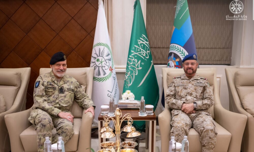 مباحثات سعودية مع الناتو لتعزيز التعاون الأمني والعسكري