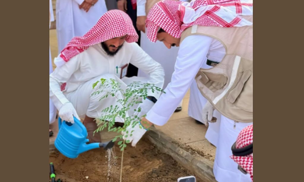 «الشؤون الإسلامية بجازان» تطلق مبادرة تشجير ساحات الجوامع والمساجد