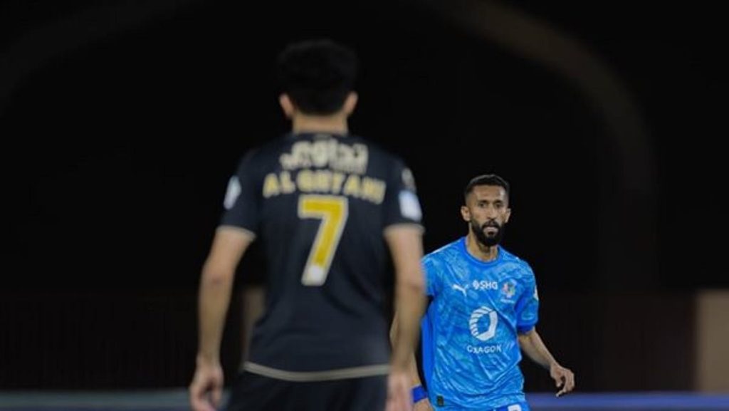 نيوم يفوز على ضمك بثلاثية في "دوري روشن"