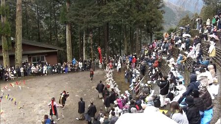 فيديو. اليابان: مهرجان “اكيبا” يستقطب الحشود رغم برد الشتاء