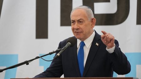 نتنياهو: على حماس التخلي عن أسلحتها بالكامل.. وأي اتفاق مع طهران يجب أن يشمل تفكيك بنيتها النووية