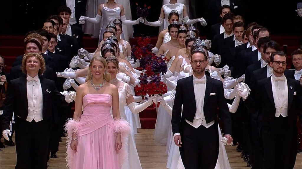 فيديو. حفل أوبرا فيينا يبهر ٥٥٠٠ ضيف في أرقى أمسيات النمسا