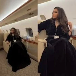 أحلام في الطائرة.. إطلالة عربية فخمة تعكس نمط حياتها – أخبار السعودية