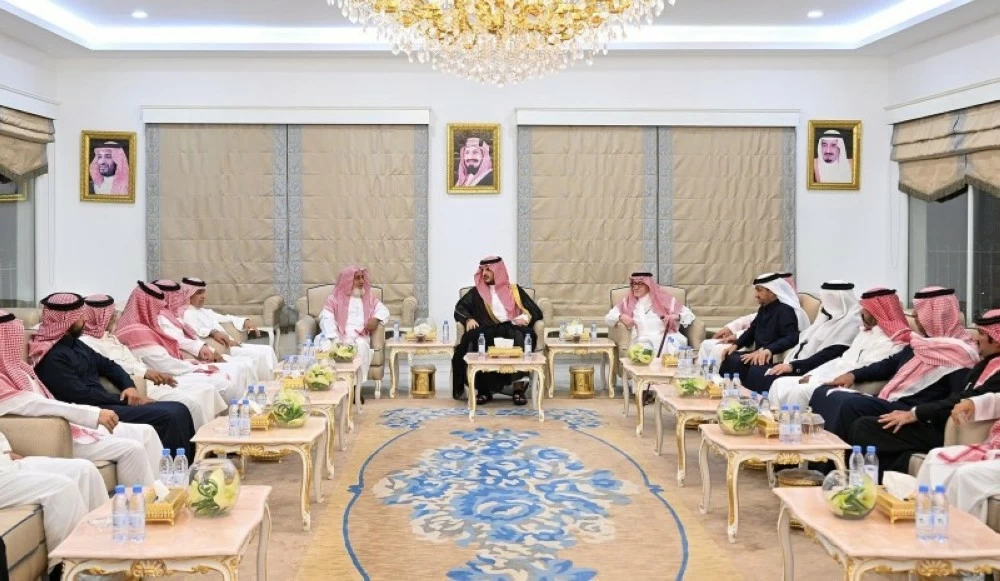 مُحافظ الطائف يقدّم التعازي لأسرة العبيكان – أخبار السعودية