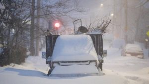 طوارئ في نيويورك وولايات أمريكية أخرى بسبب عاصفة ثلجية