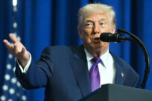 ترامب: يمكن استخدام رسوم جمركية أخرى بطريقة أكثر قوة وإزعاجا