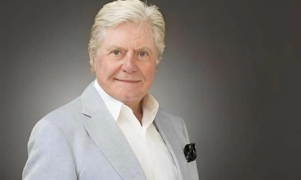 حسين فهمي يحسم جدل السعفة الذهبية والجزائر: حديثي كان عفوياً