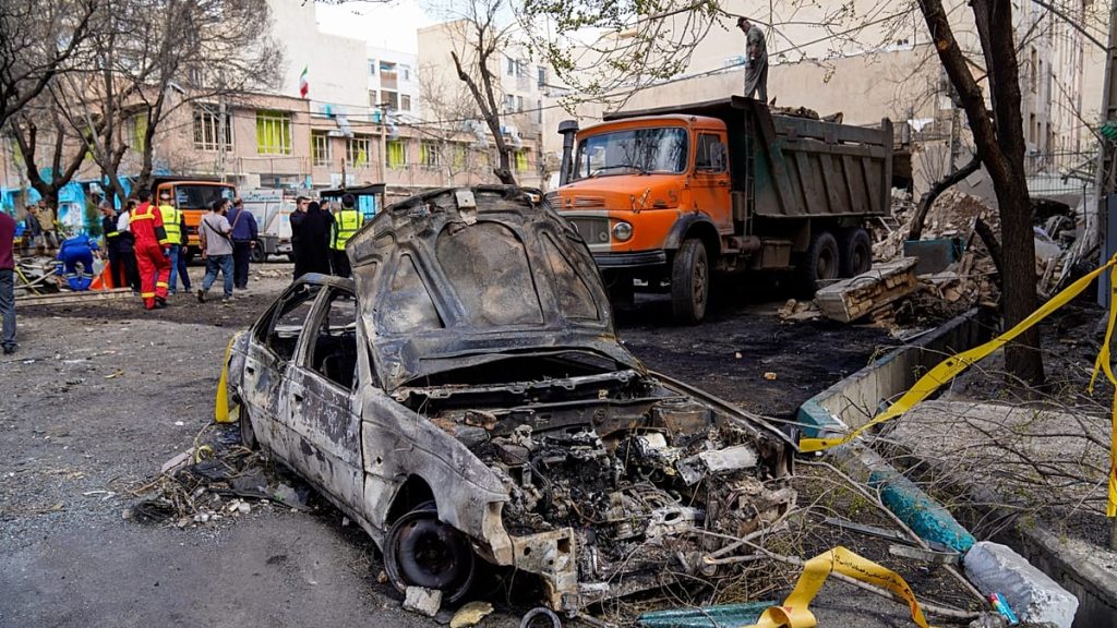 ضربات أمريكية–إسرائيلية دامية على طهران.. 201 قتيل و747 جريحاً في 24 محافظة إيرانية