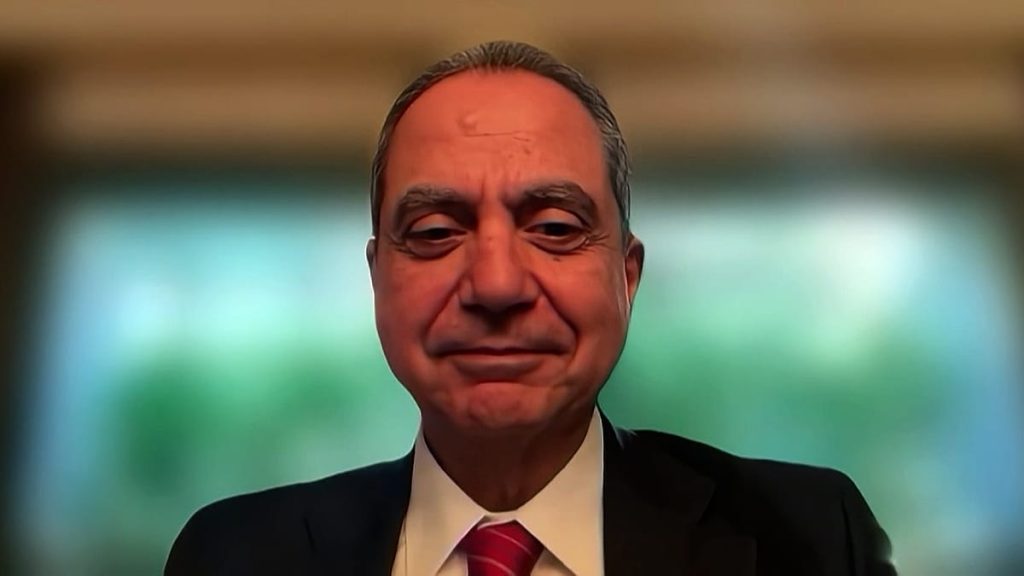 وزير الطاقة اللبناني: إضعاف حزب الله يمرّ عبر قطع شريان الحياة المالي الآتي من طهران