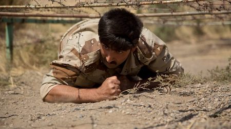 هل تراهن واشنطن على أكراد إيران؟ تقرير يكشف عن خطة أمريكية لإشعال انتفاضة ضد النظام