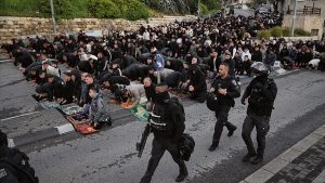 حزنٌ يخيم على القدس.. إسرائيل تمنع صلاة العيد في المسجد الأقصى لأول مرة منذ عقود