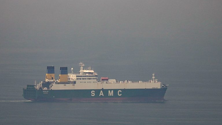 معلومات عن تحالف دولي لإعادة فتح مضيق هرمز.. هل تشارك الدول العربية؟