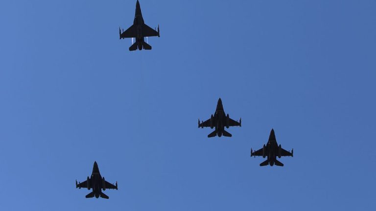 تقديرات استخباراتية: انهيار الأنفاق وتدمير المنصات يعيقان إطلاق دفعات صاروخية إيرانية تجاه إسرائيل