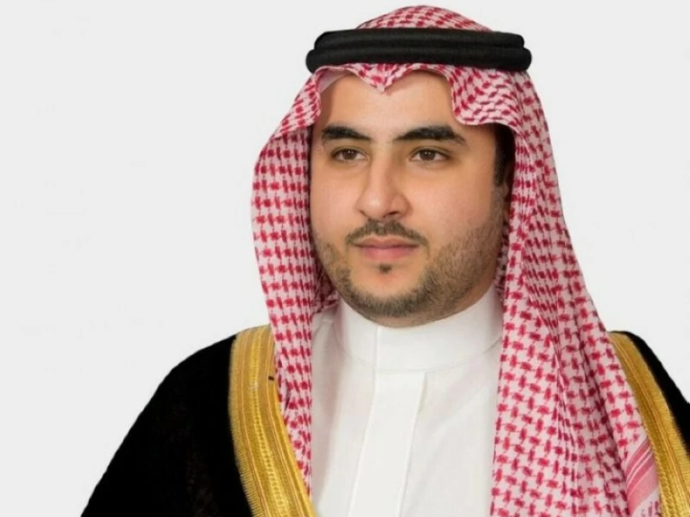 السعودية والكويت تدينان الهجمات الإيرانية وتؤكدان وحدة الأمن