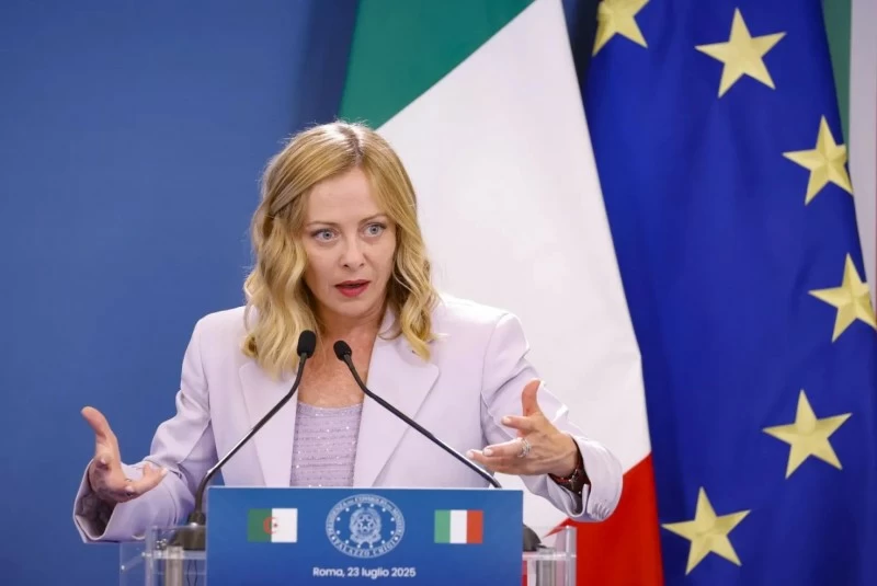 ميلوني تهاجم إيران وماكرون يعزز النووي: تطورات المشهد الدولي