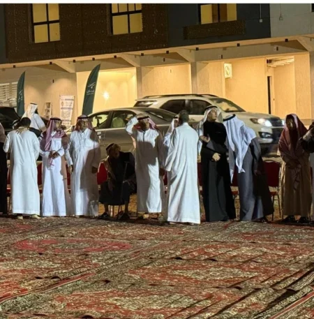 آل مرزا يستقبلون المعزين في فقيدتهم – أخبار السعودية