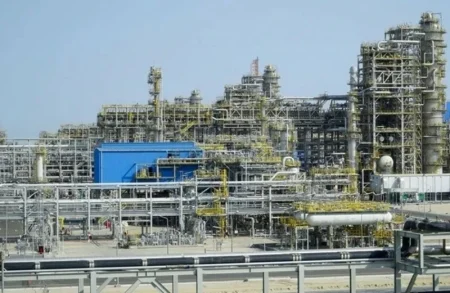 بعد إعلان قطر والكويت.. ما هي «القوة القاهرة» التي تهز عقود النفط والغاز؟ – أخبار السعودية