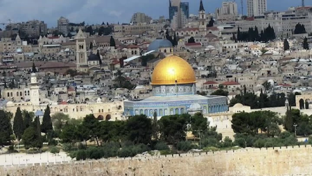 بيان الجامعة العربية يرفض إغلاق المسجد الأقصى بشدة