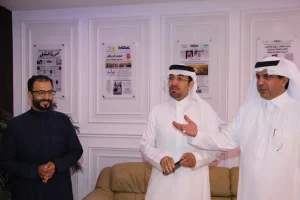 بحضور المدير العام ونائب رئيس التحرير.. «عكاظ» تعايد منسوبيها بالورود – أخبار السعودية