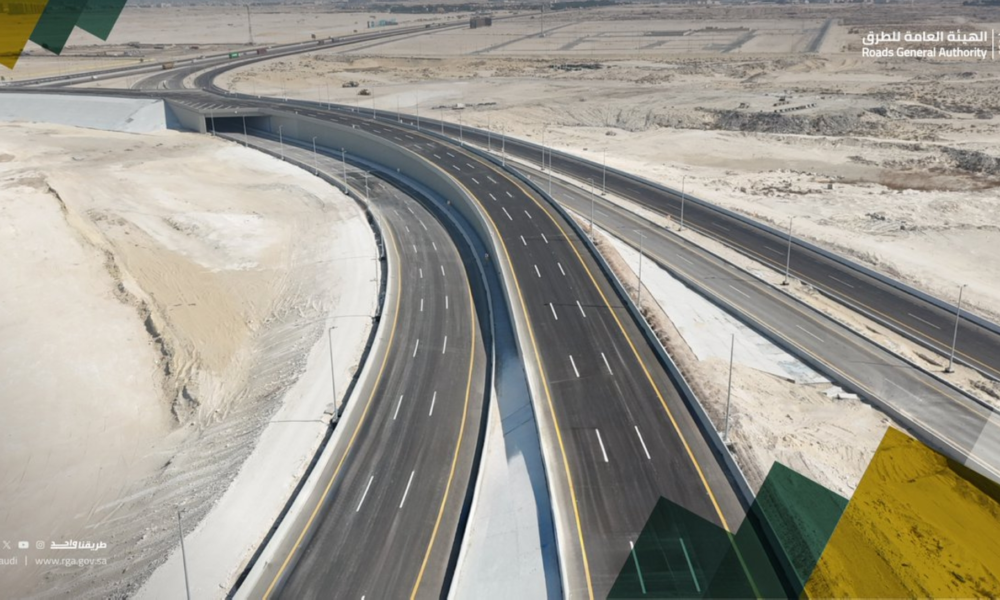 افتتاح جسر الالتفاف للخلف ضمن تطوير طريق الظهران-بقيق