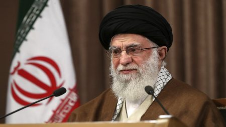 إيران تعلن رسميًا مقتل المرشد على خامنئي.. والحداد 40 يومًا