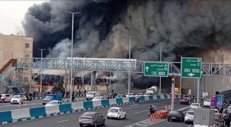 رهانات تسبق الصواريخ.. متداولون يربحون مليون دولار بعد توقع دقيق لضربة إيران