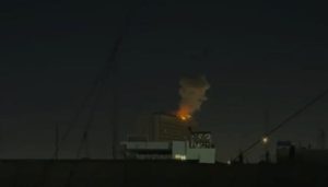 انفجار في المنطقة الخضراء ببغداد واندلاع حريق في فندق الرشيد