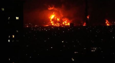 إعلام إيراني: دوي انفجارات شمال شرق طهران