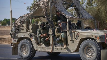 السلطات الإسرائيلية تفرض حظر نشر على قضية اعتقال 4 جنود بتهمة التجسس لإيران