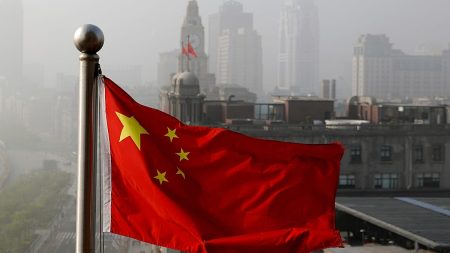 تقارير استخباراتية: الصين تستعد لتزويد إيران بأنظمة دفاع جوي متطورة