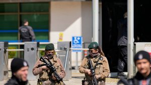 إسطنبول: توقيف 10 مشتبه بهم على خلفية هجوم استهدف القنصلية الإسرائيلية