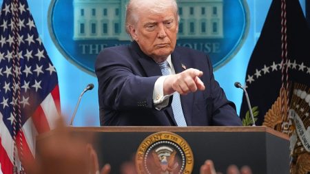 عاصفة في الإعلام الأميركي: ميغين كيلي تتهم نتنياهو بالتلاعب بترامب وتشعل جدلاً واسعاً