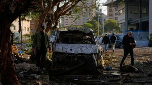 قافلة إنسانية تابعة للفاتيكان تعود أدراجها بعد تعرّضها لإطلاق نار في جنوب لبنان