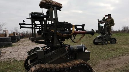 زيلينسكي يقترح منظومة أمنية أوروبية مشتركة على الحلفاء الأوروبيين