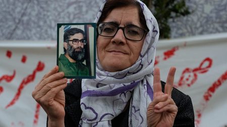 مباشر – تعزيز الحصار البحري على إيران.. وواشنطن تستضيف محادثات بين بيروت وتل أبيب