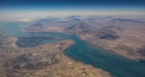 الألغام البحرية في مضيق هرمز تعيق الملاحة الدولية