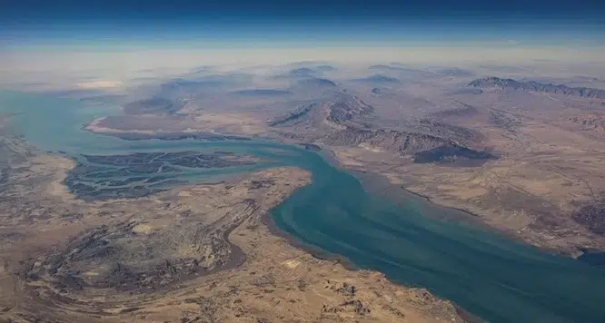 الألغام البحرية في مضيق هرمز تعيق الملاحة الدولية