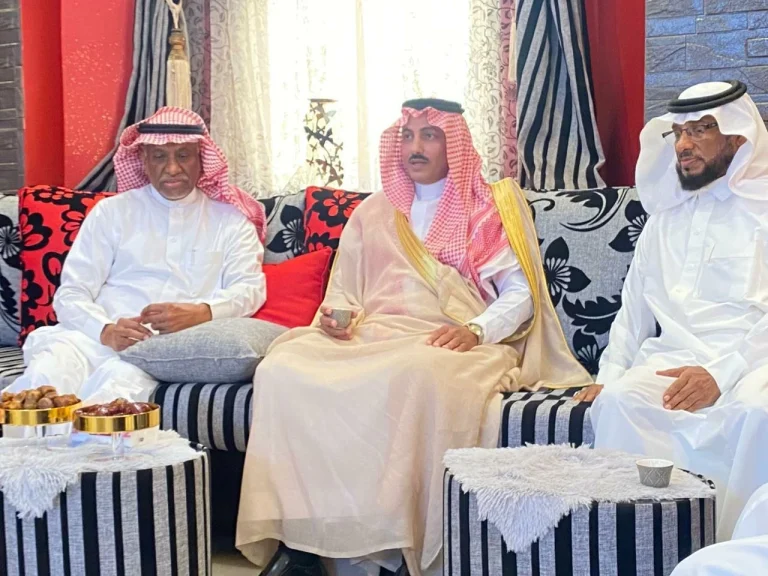 محافظ صامطة يعزي علي عريشي في وفاة شقيقته – أخبار السعودية