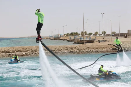 تدريب متخصص لرفع جاهزية منسوبي حرس الحدود في مهارات اللوح الطائر – أخبار السعودية