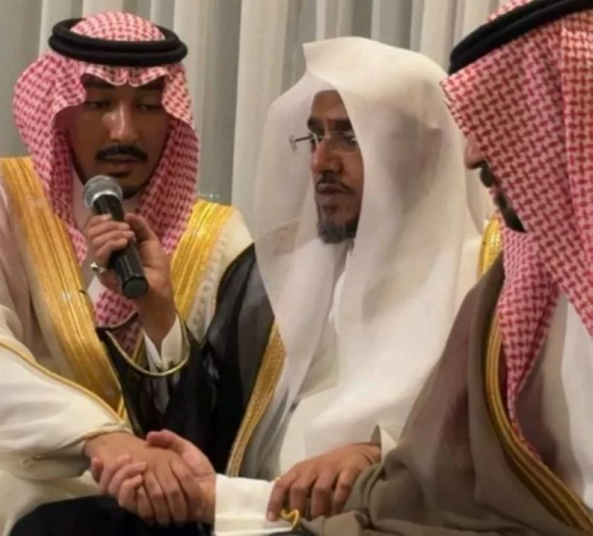 محمد عبده يُهدي نجله بدر أغنية من ألحانه وغنائه بمناسبة زواجه – أخبار السعودية