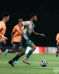 تفاصيل أزمة التحكيم في مباراة الأهلي والفيحاء وقرار الاتحاد