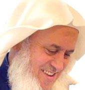 تأملات في سورة عبس: دروس عظيمة في الأخلاق والتعامل