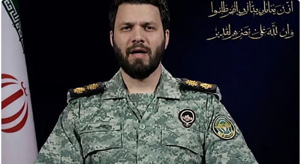 مقر خاتم الأنبياء: إيران استخدمت نظام دفاع جوي جديدا في لاستهداف المقاتلة الأمريكية أمس