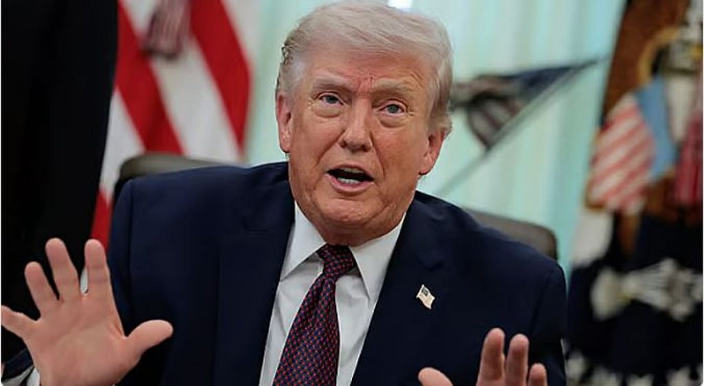 ترامب: سنساعد في معالجة التكدس بمضيق هرمز.. و«سنبقى على أهبة الاستعداد»