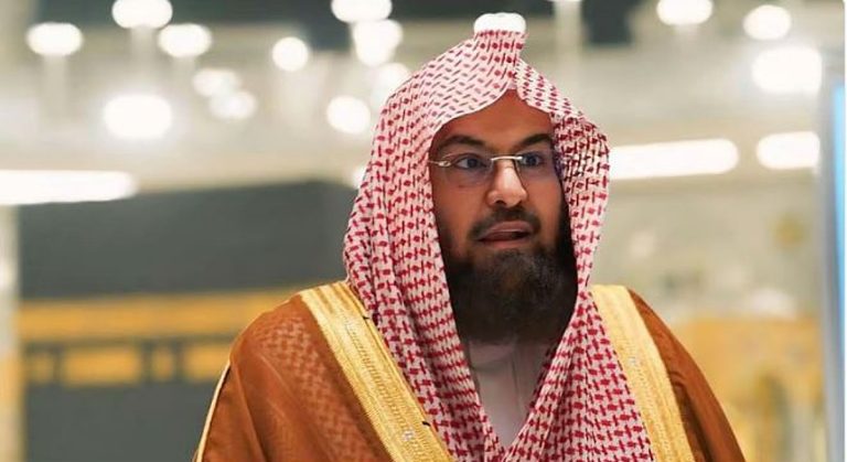 «السديس»: صيانة الكعبة المشرفة تجسيد لإجلال البيت العتيق وتعظيم لشعائر الله