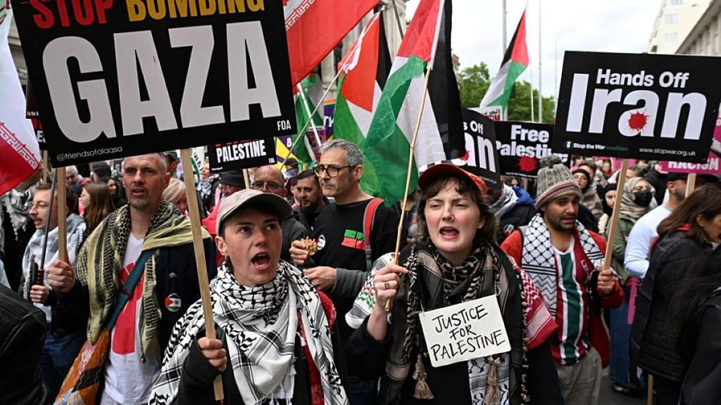 استنفار أمني واسع في لندن لتأمين مظاهرتين متزامنتين لليمين المتطرف ومؤيدين لفلسطين